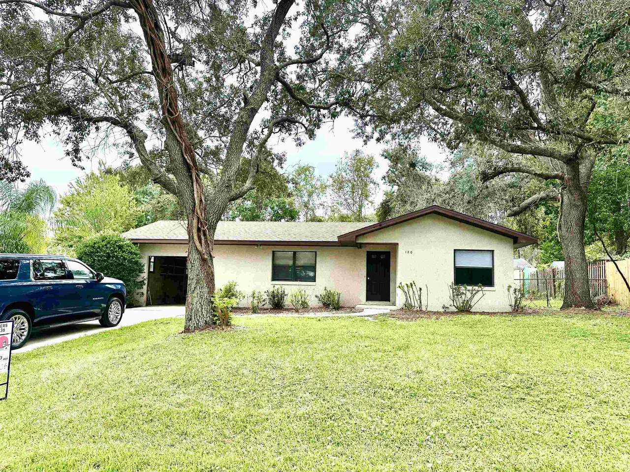 120 Vassar Dr - Photo 1