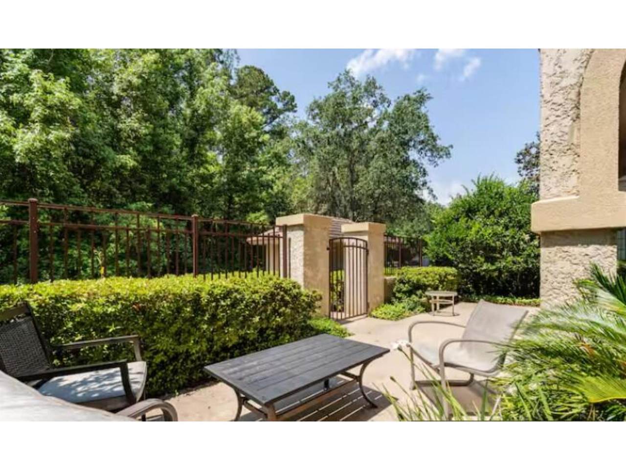 965 Registry Blvd - Photo 1