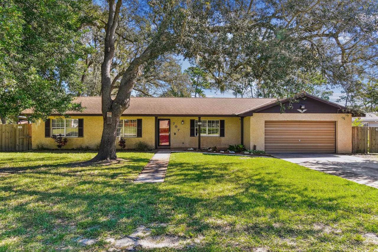 707 Queen Rd - Photo 1