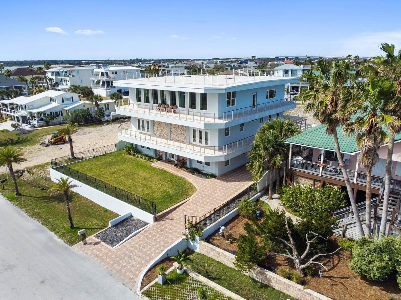 424 Porpoise Point Dr - Photo 1