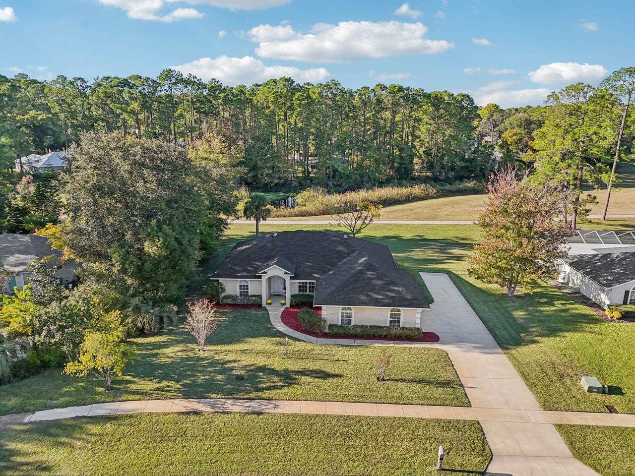 350 Rosa Court - Photo 1