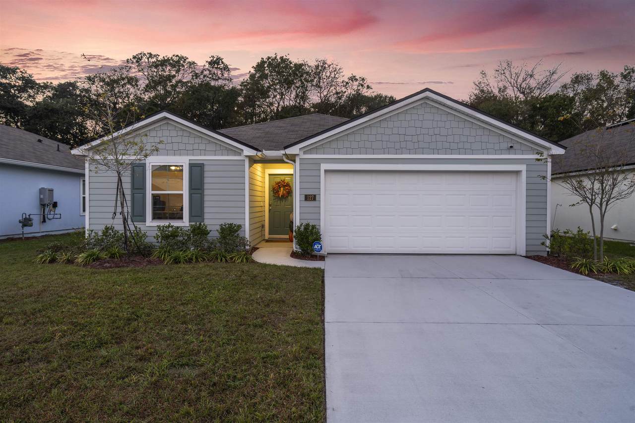 127 Encanto Way - Photo 1