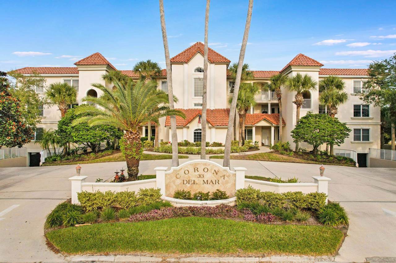 33 Comares Ave - Photo 1