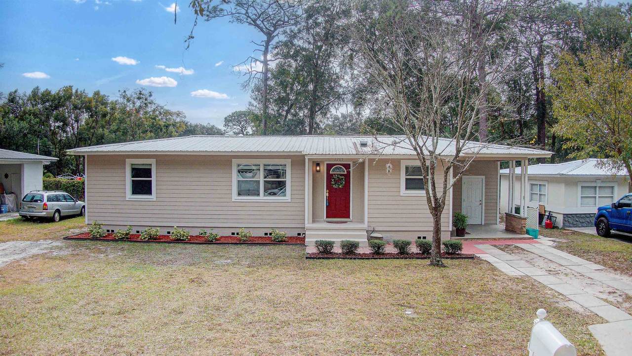 2205 Gillis St - Photo 1
