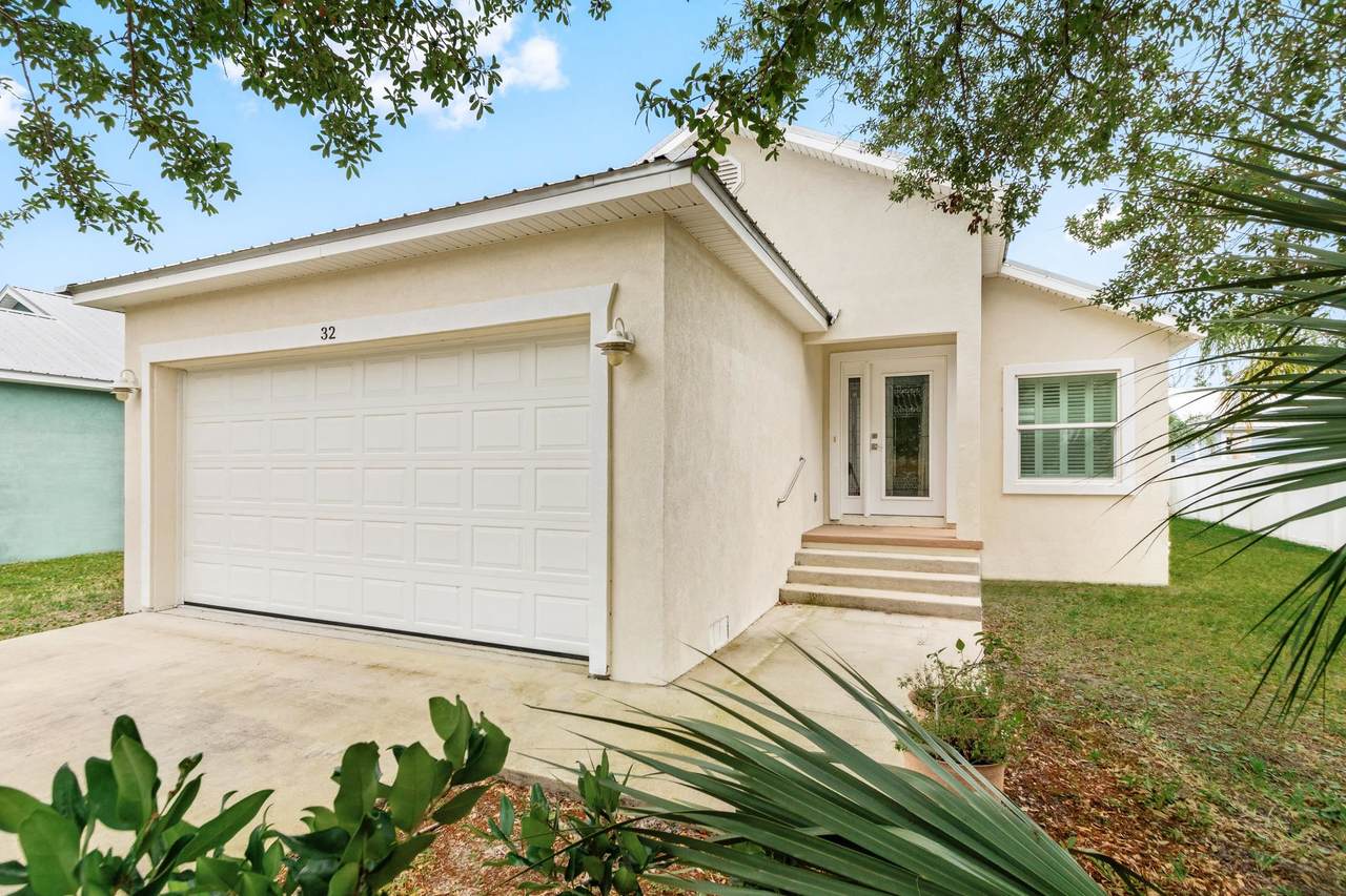 32 Comares Ave - Photo 1