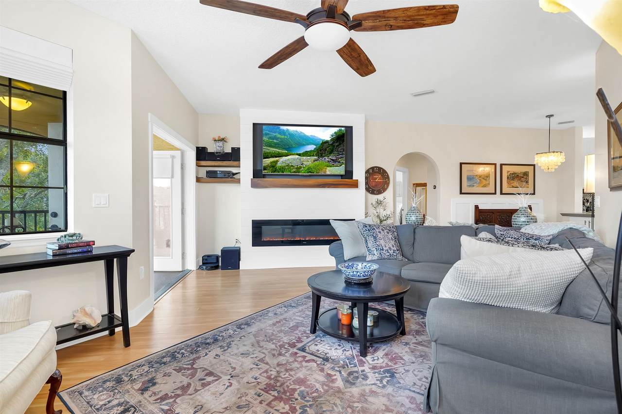 4629 Serena Cir - Photo 1