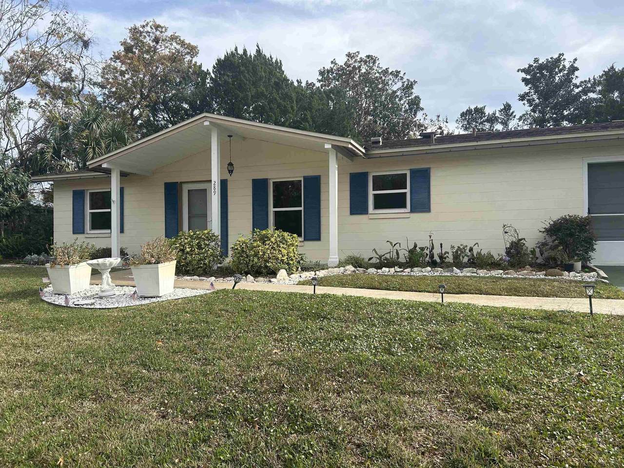 289 Deltona Blvd - Photo 1