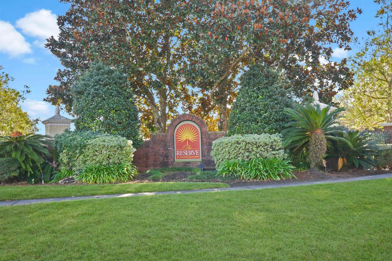 7800 Point Meadows Dr - Photo 1