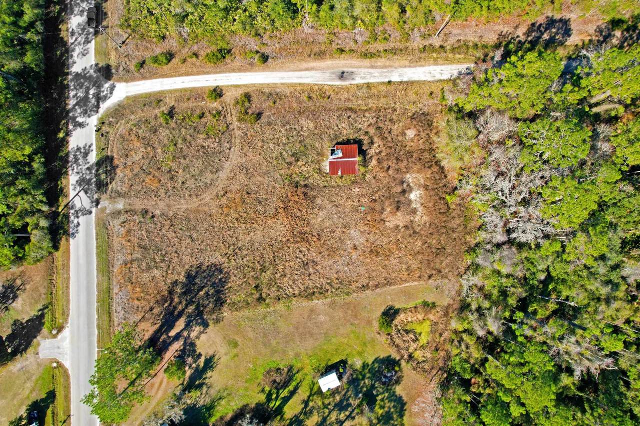 128 Shaggy Lane - Photo 1