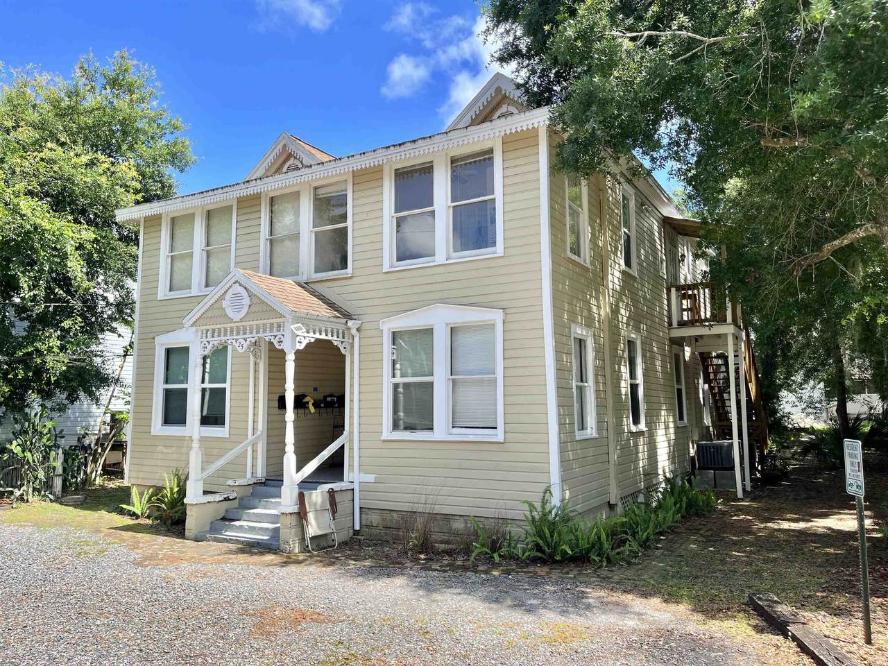 25 Desoto Pl - Photo 1