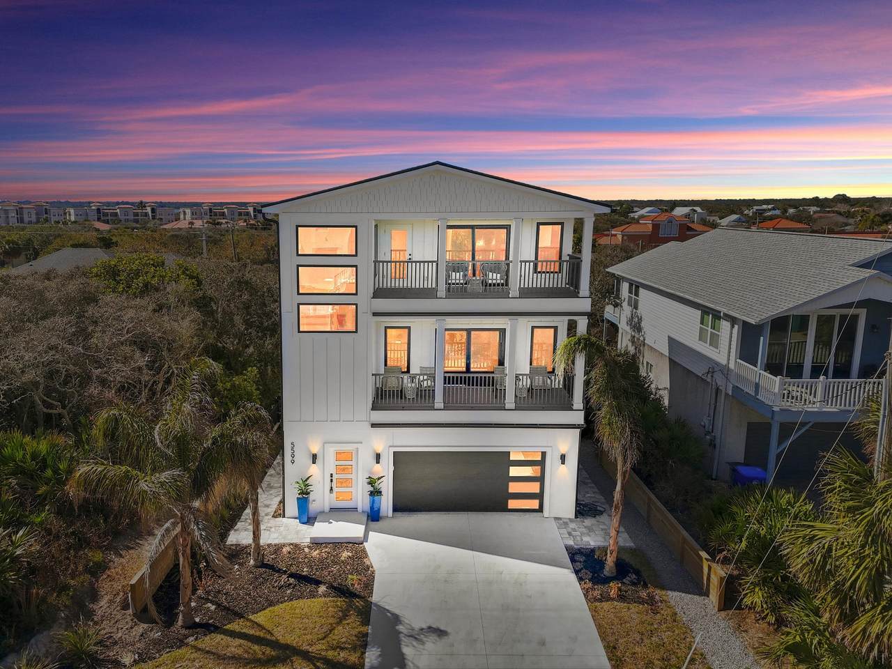 5599 Pelican Way - Photo 1