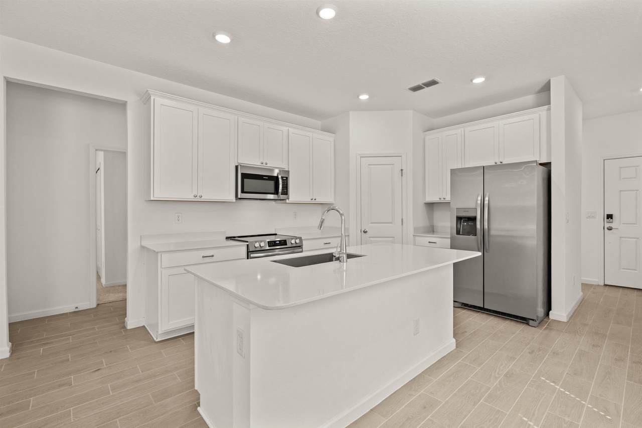 65 Eustis Pt - Photo 1