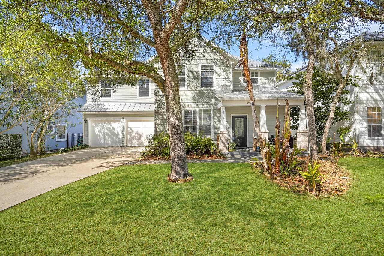 935 Saltwater Cir - Photo 1