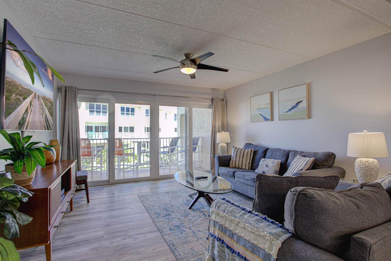 390 A1a Beach Blvd - Photo 1