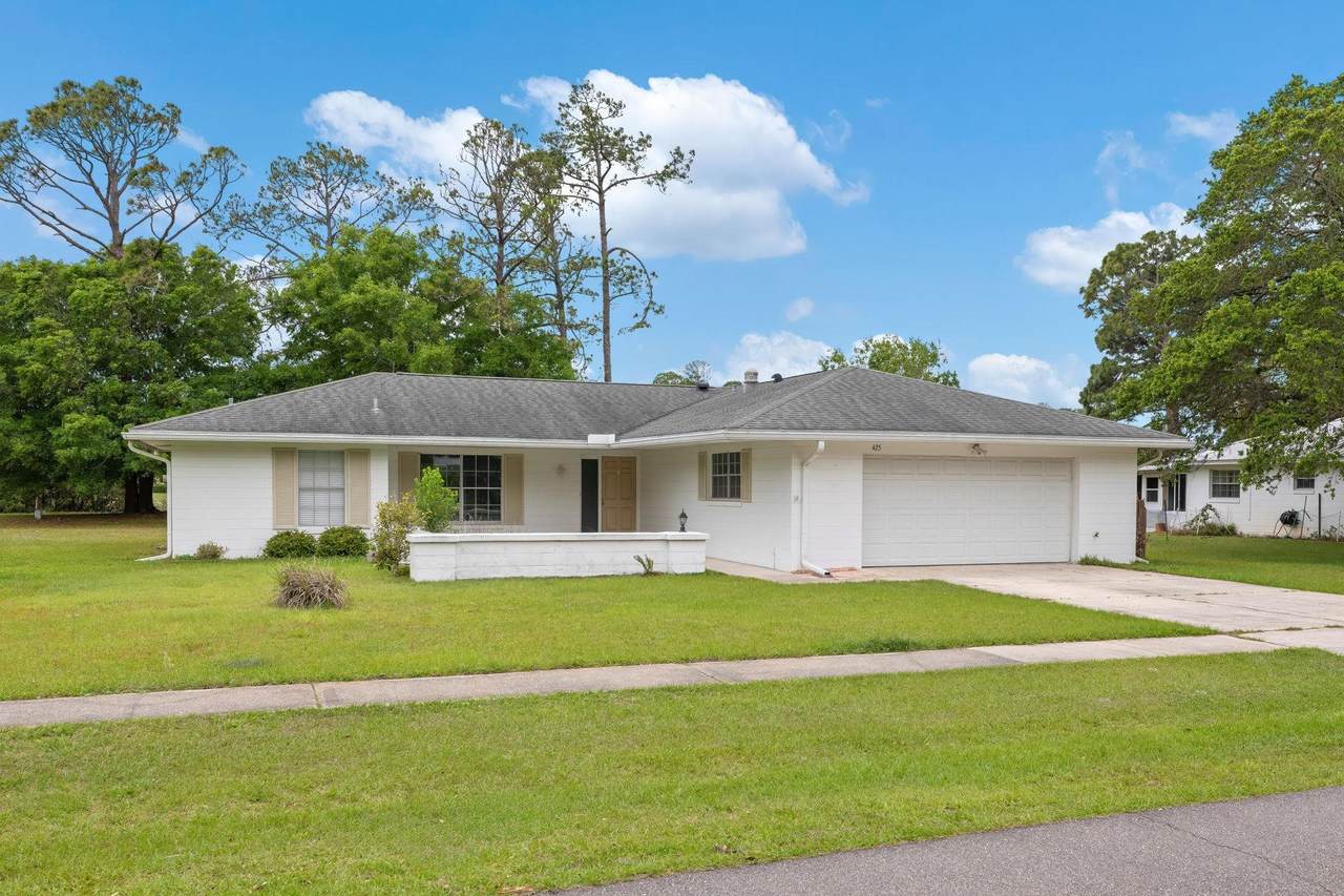 425 Sevilla Dr - Photo 1