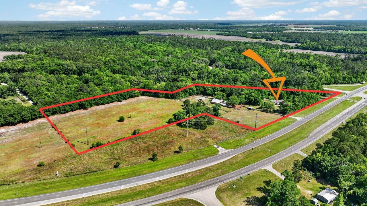 7310 State Road 207 - Photo 1