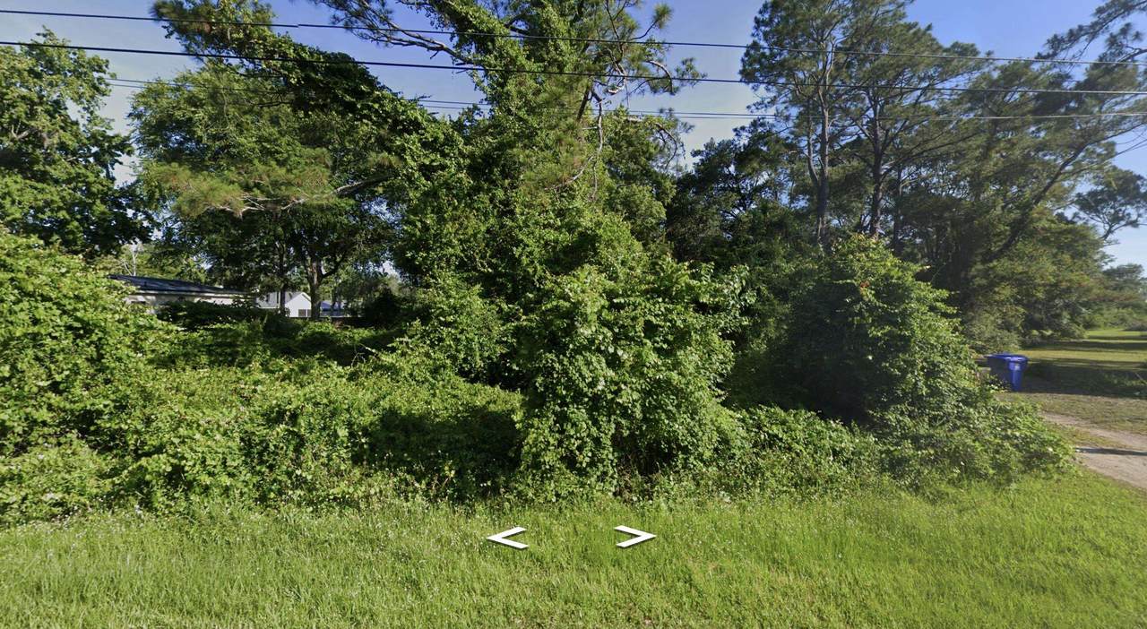 148 North Blvd - Photo 1