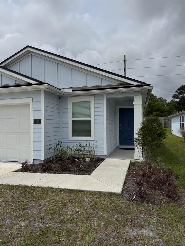 203 Chesterwood - Photo 1