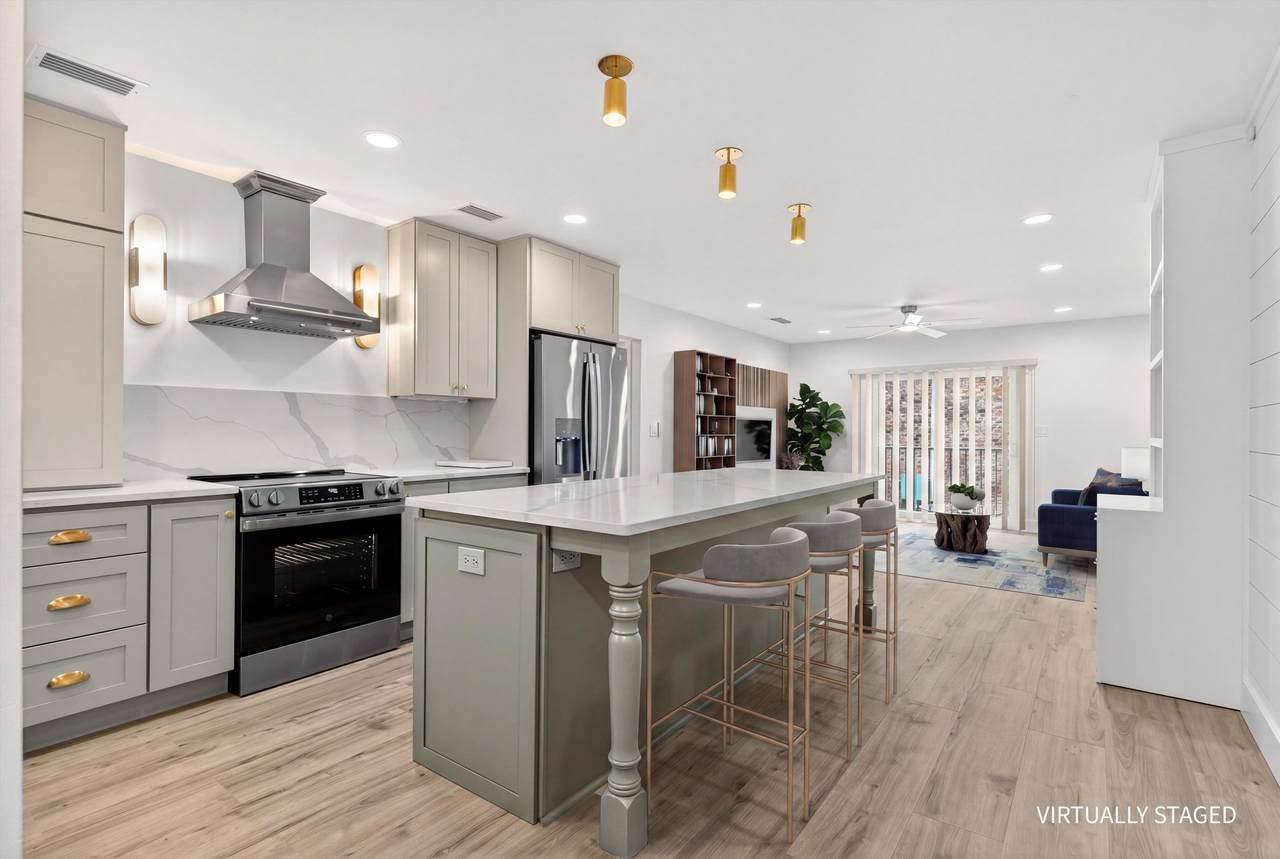 83 Comares Ave - Photo 1