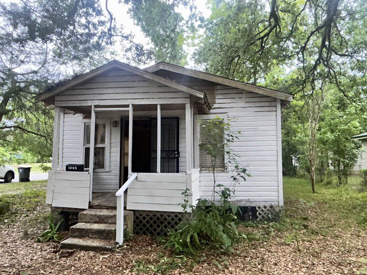 1663 30Th St - Photo 1