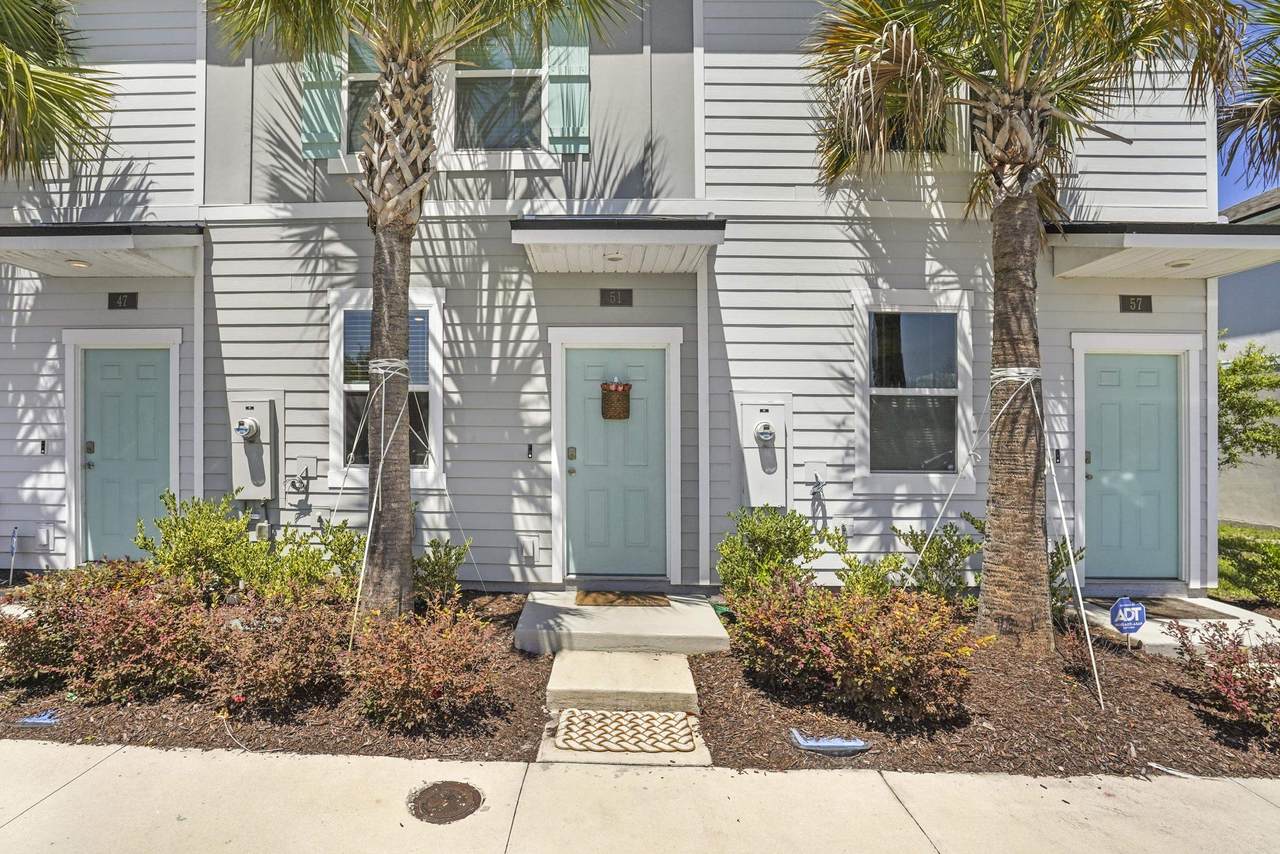 51 Elmhurst Lane - Photo 1