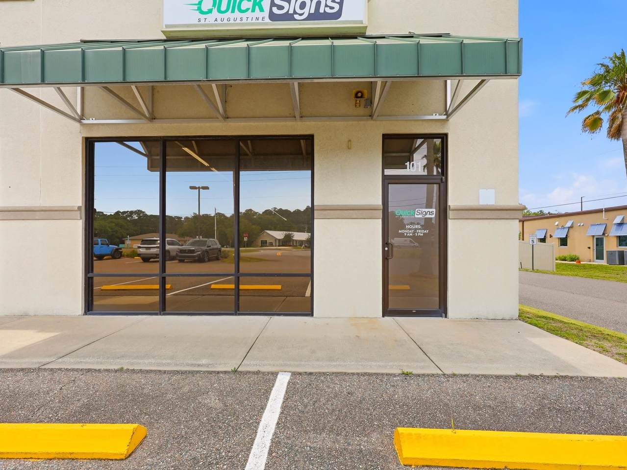 https://bt-photos.global.ssl.fastly.net/staug/1280_boomver_1_262641-2.jpg