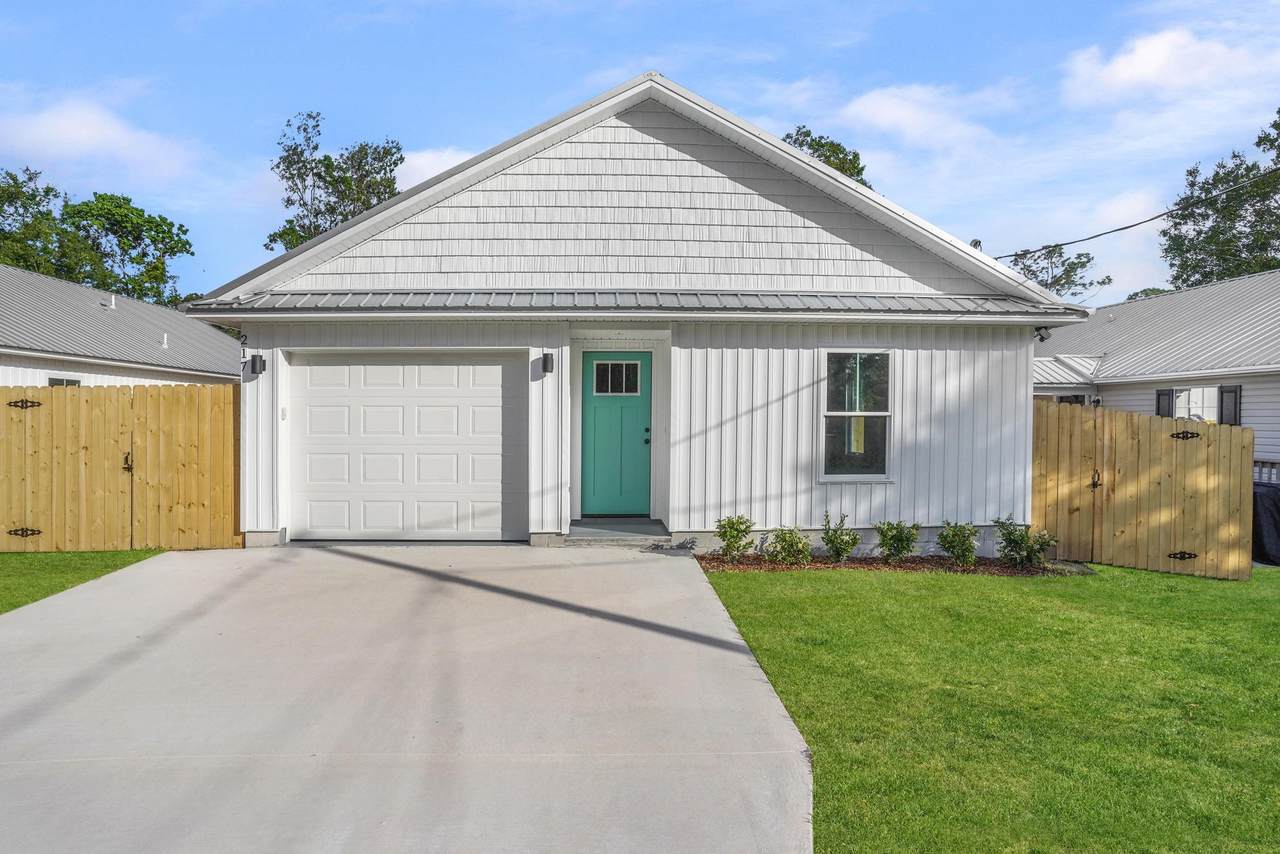 232 Jackson Blvd - Photo 1