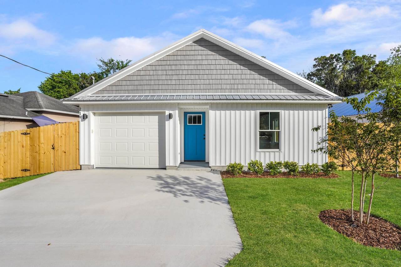 236 Jackson Blvd. - Photo 1