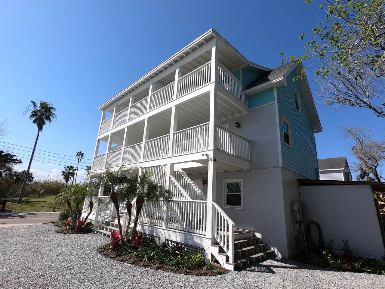 177 Riberia St - Photo 1