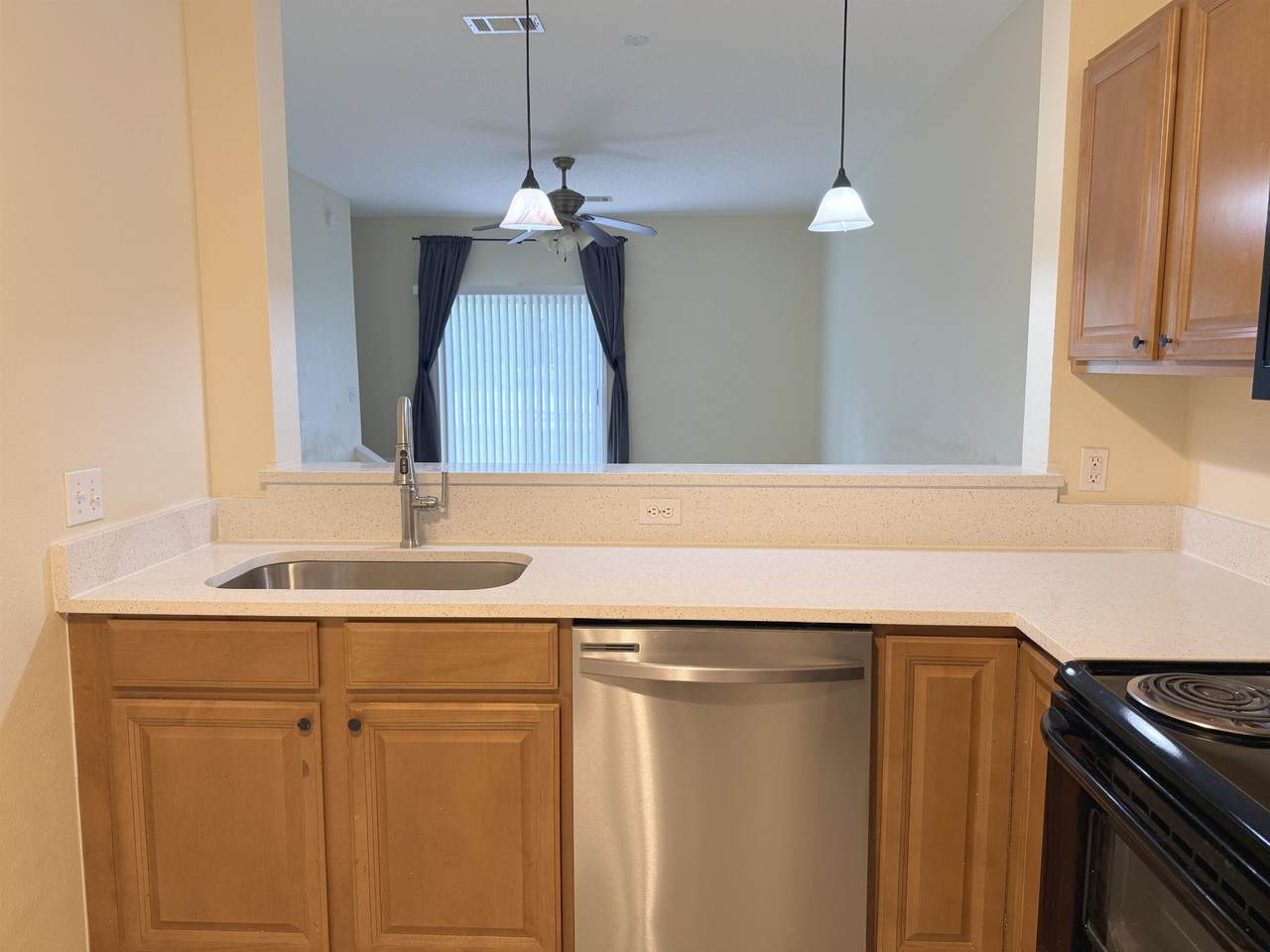 https://bt-photos.global.ssl.fastly.net/staug/orig_boomver_1_262883-2.jpg