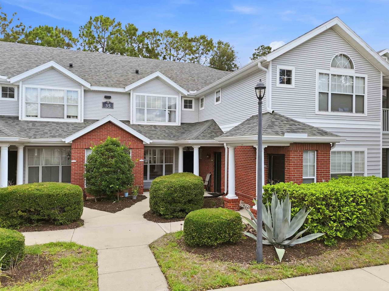 35111 Harbour Vista Circle - Photo 1