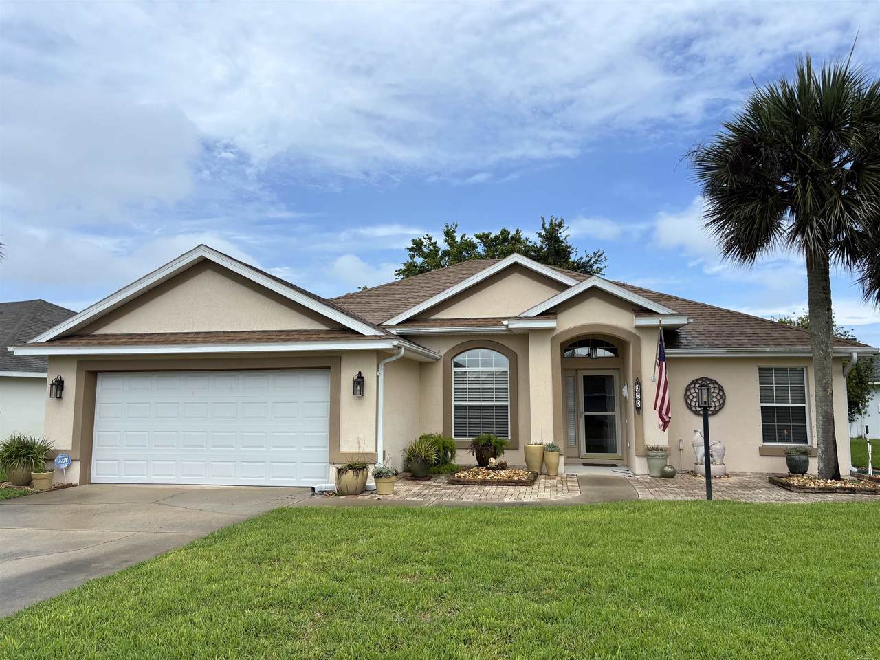 900 Windward Way - Photo 1