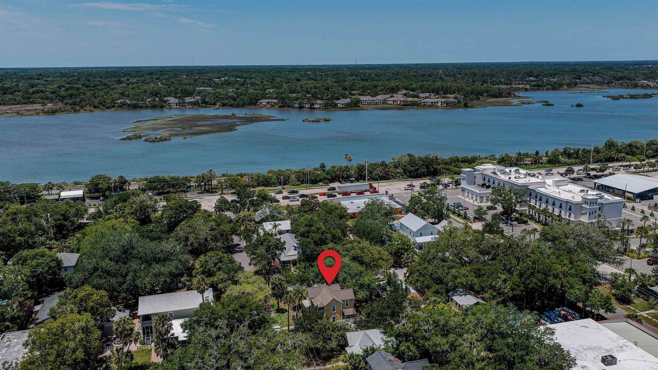 14 Sanchez Avenue - Photo 1
