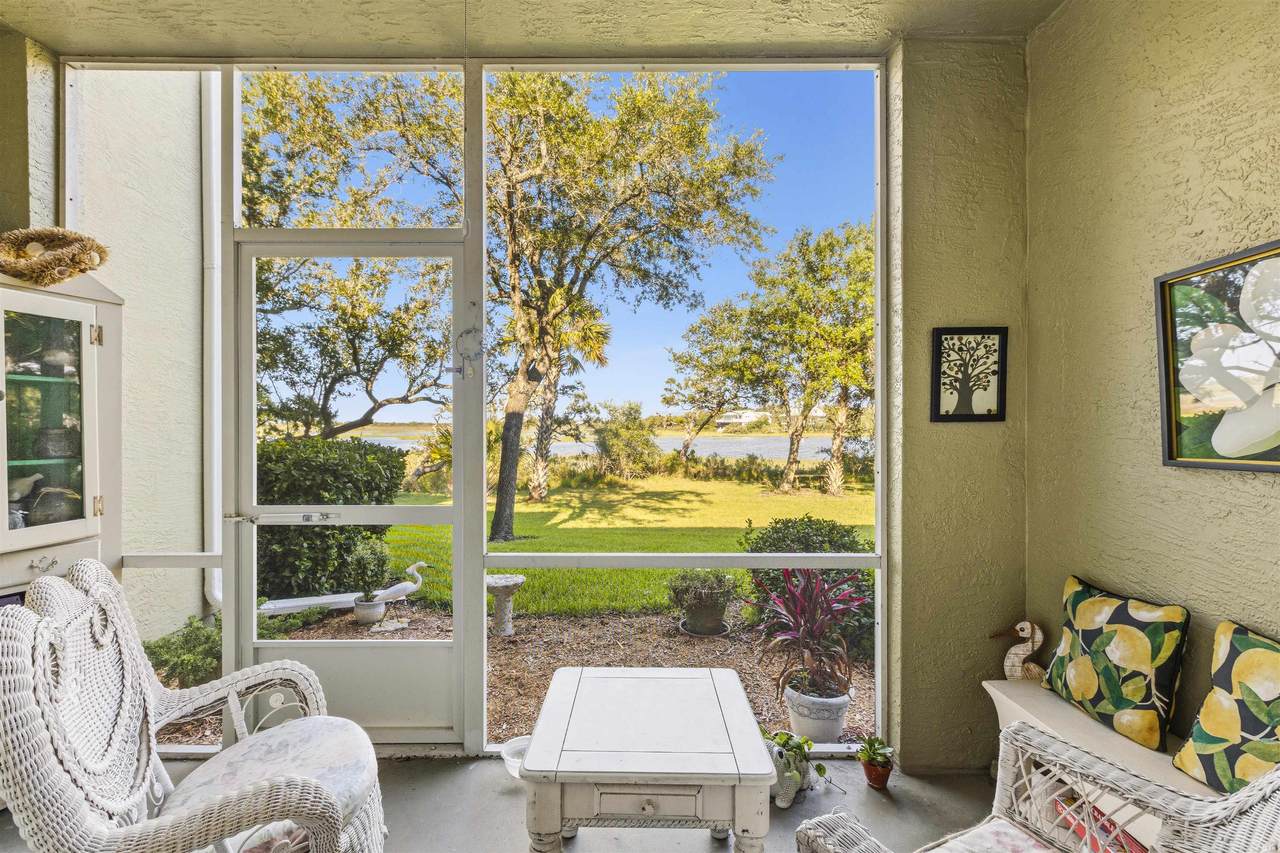 1070 Bella Vista Blvd - Photo 1