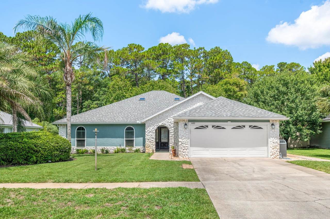 600 Christina Dr - Photo 1