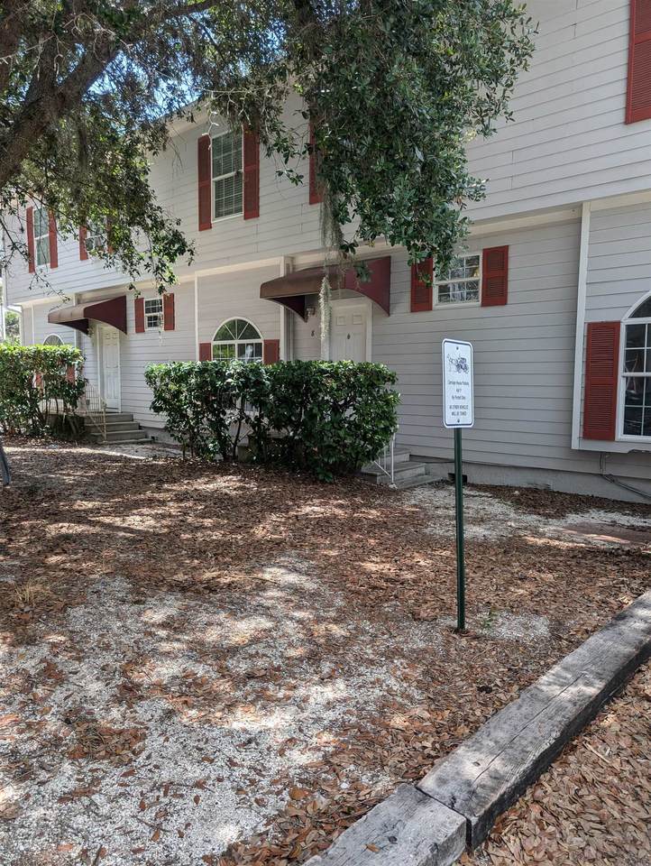 114 Cedar St - Photo 1
