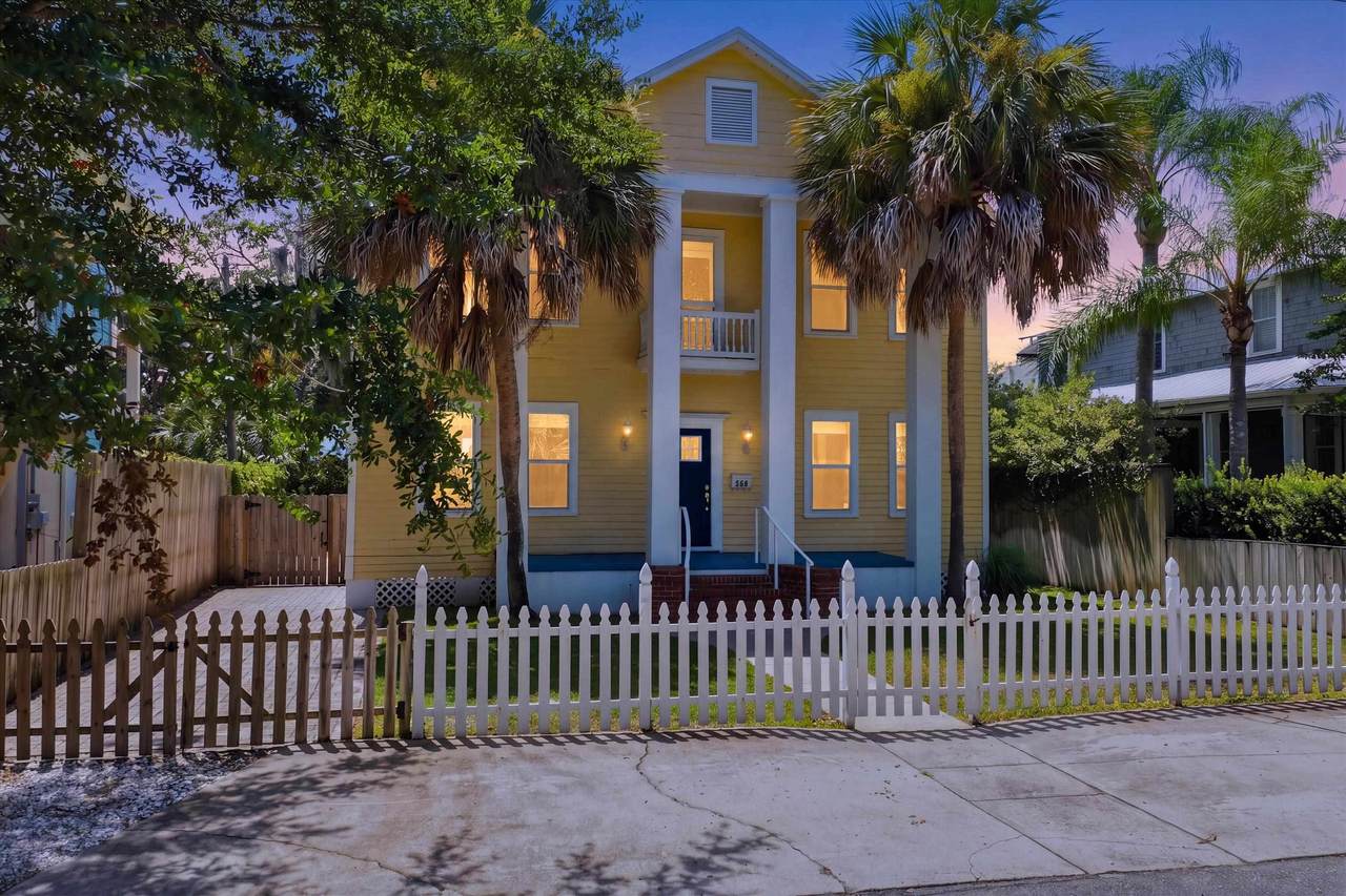 348 Charlotte St. - Photo 1