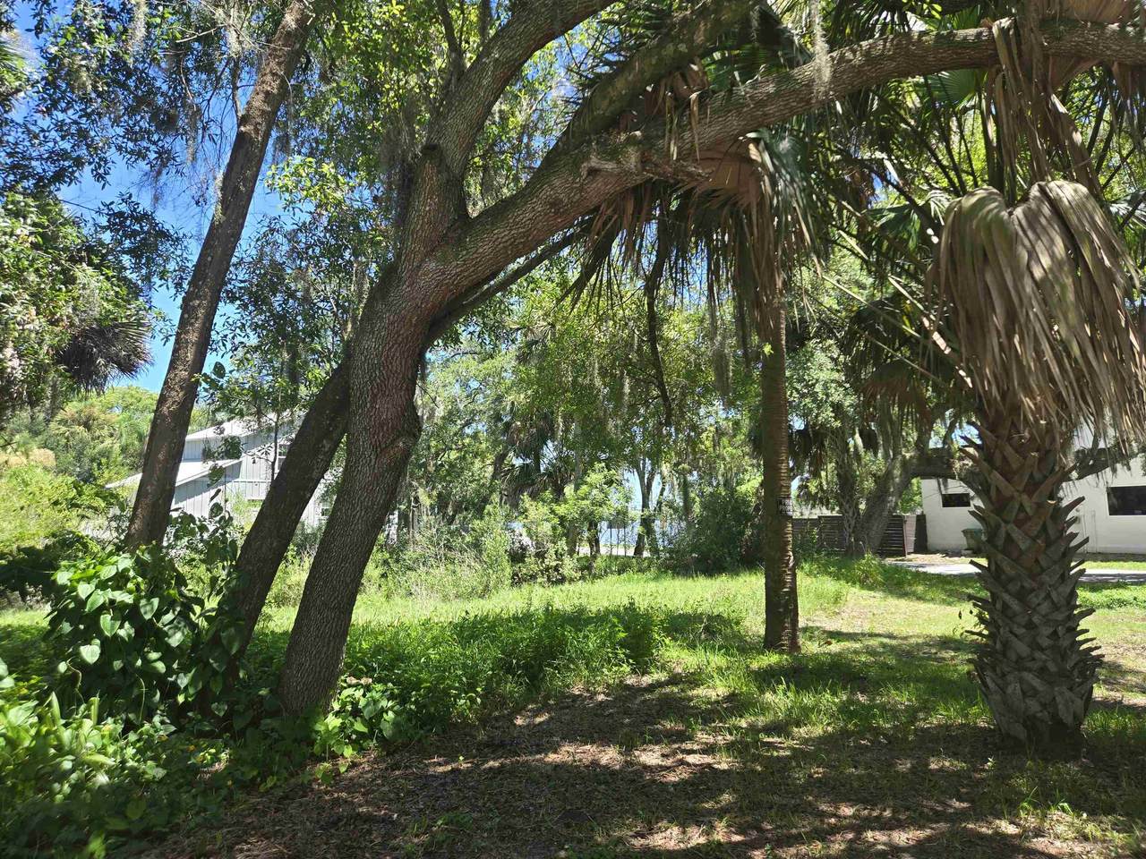 27 Davis St - Photo 1