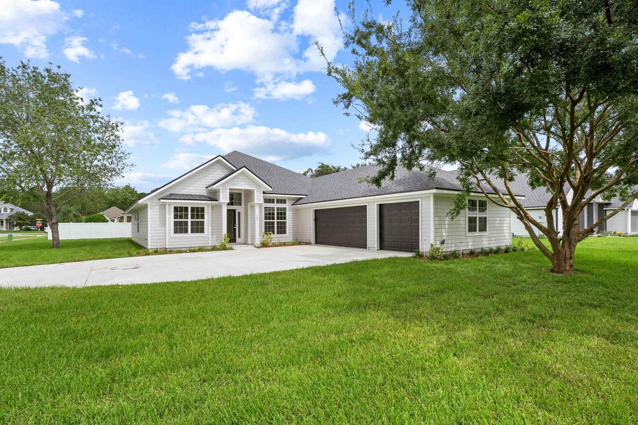105 Fonseca Dr - Photo 1