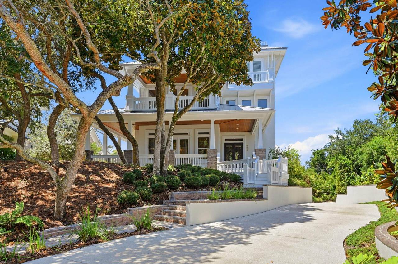 900 Ocean Palm Way - Photo 1