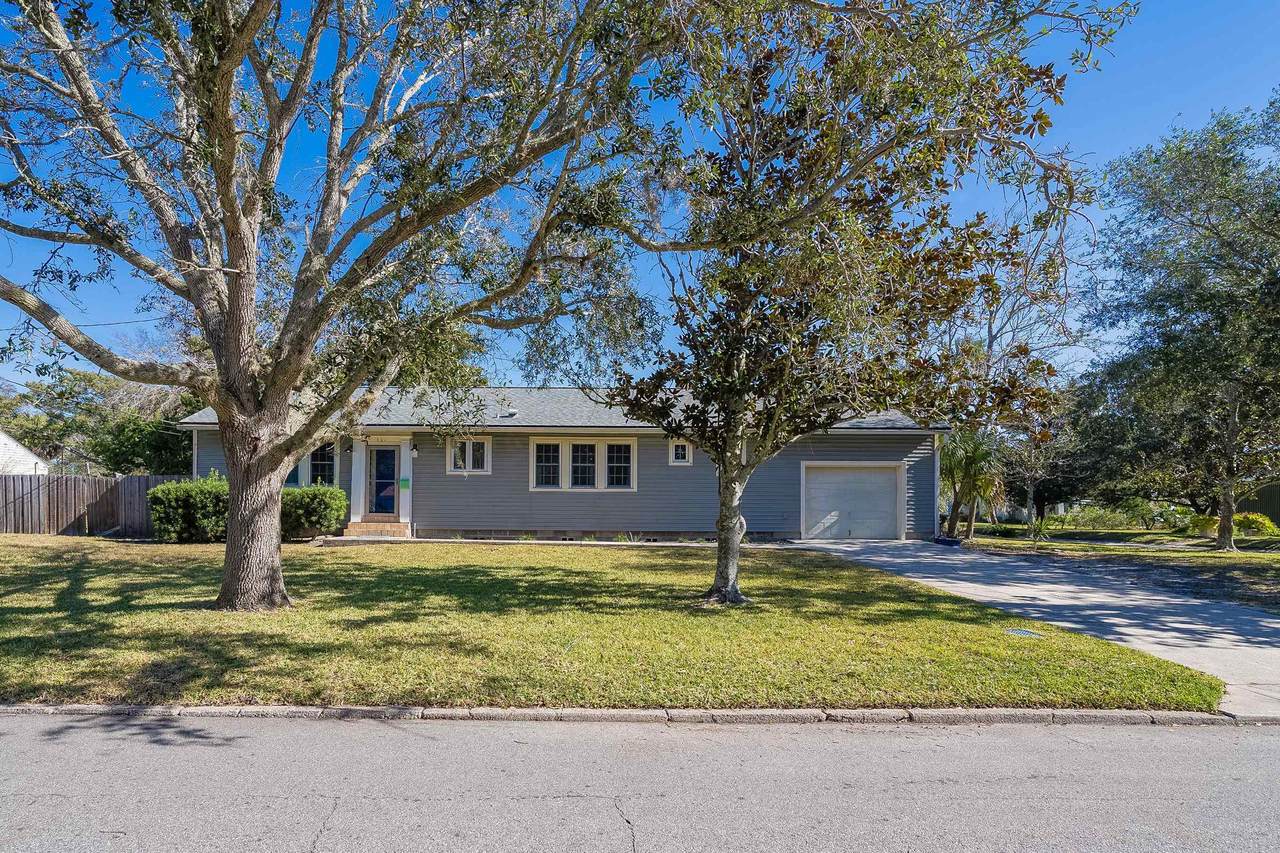 401 Zorayda Ave - Photo 1