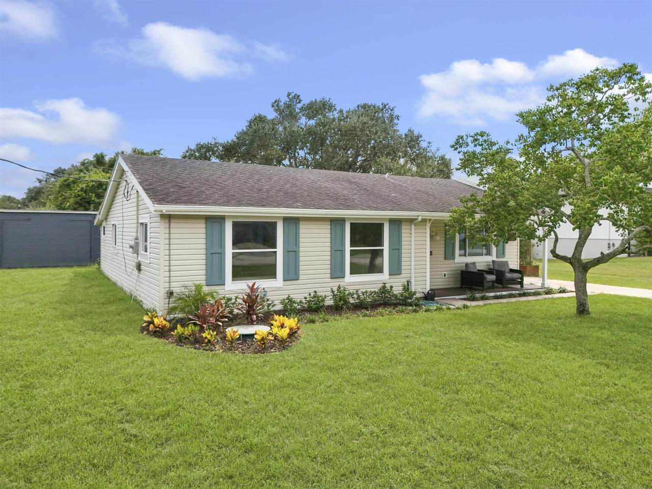 375 Floridian - Photo 1