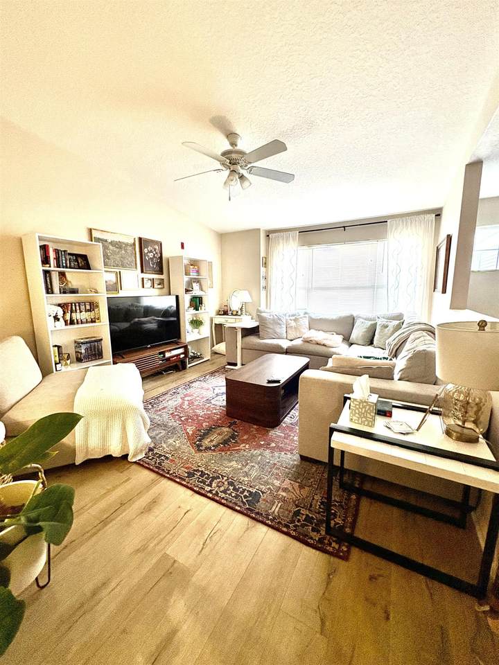 13207 Harbour Vista Cir - Photo 1