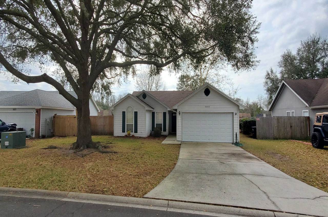 8880 Cherry Hill Dr. - Photo 1