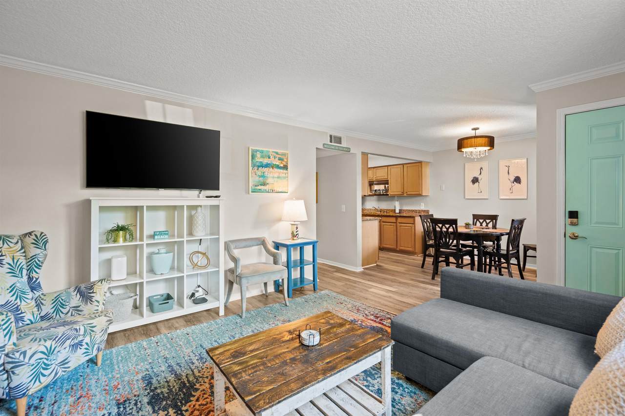 17 Clipper Ct - Photo 1