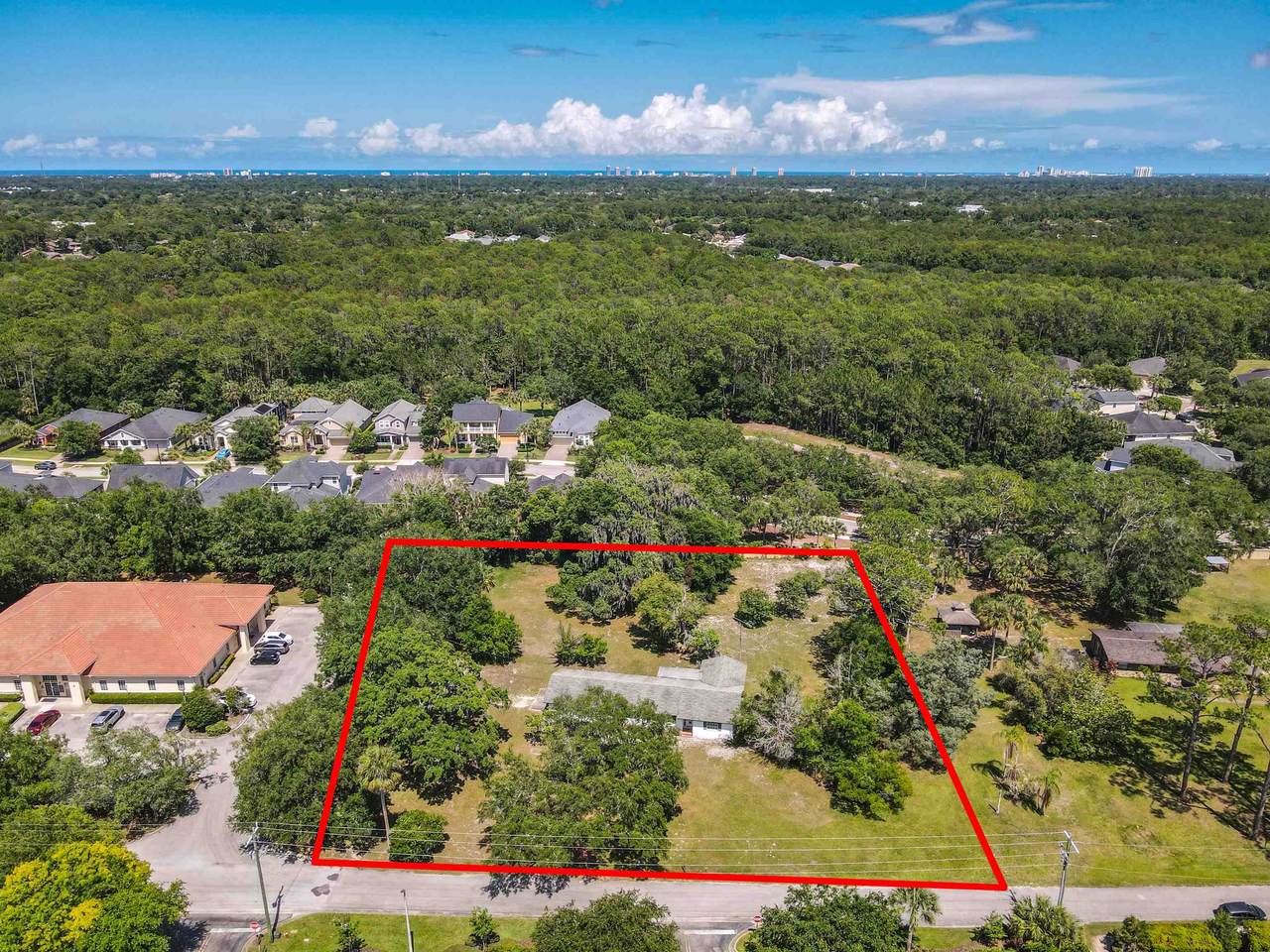 10 Mirror Lake Dr - Photo 1