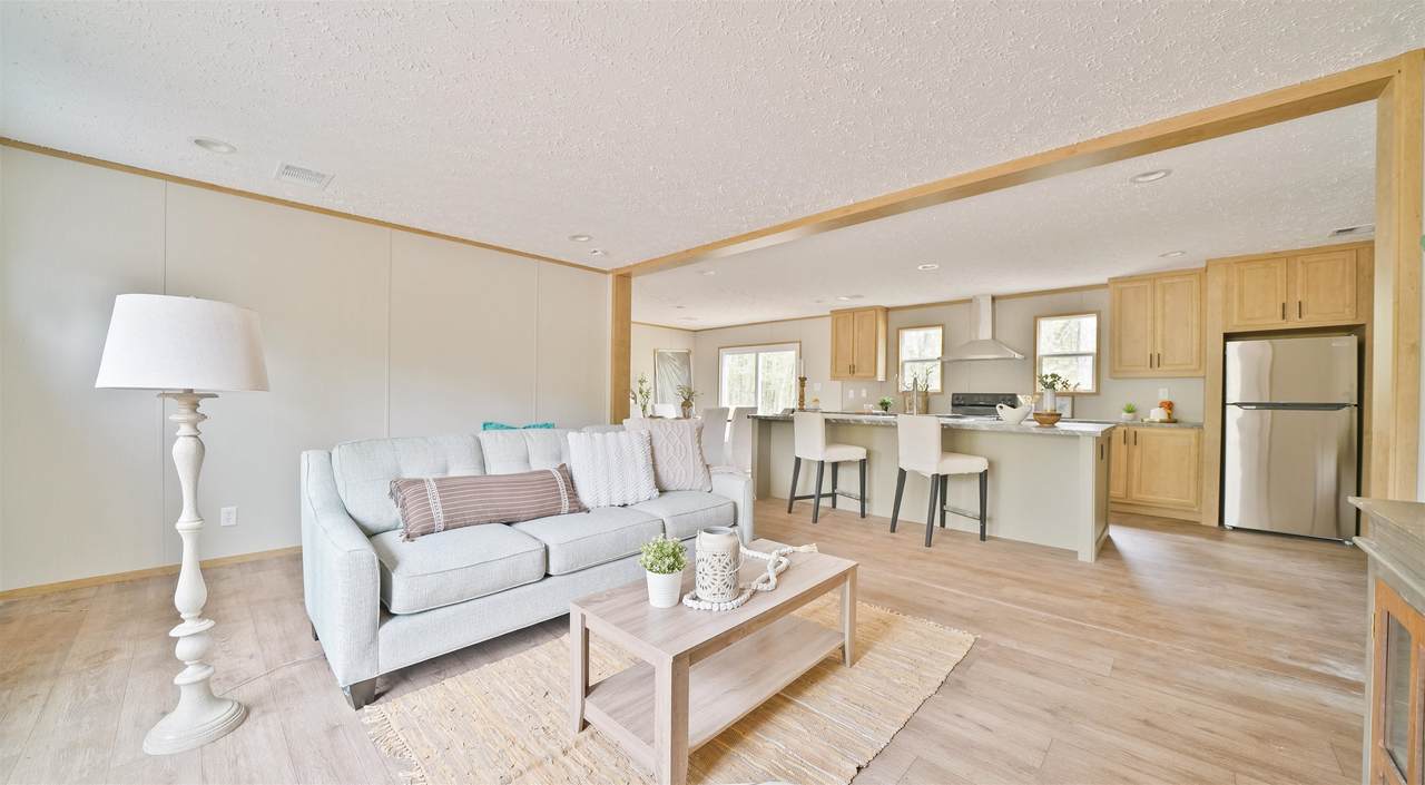 10220 Yeager Ave - Photo 1