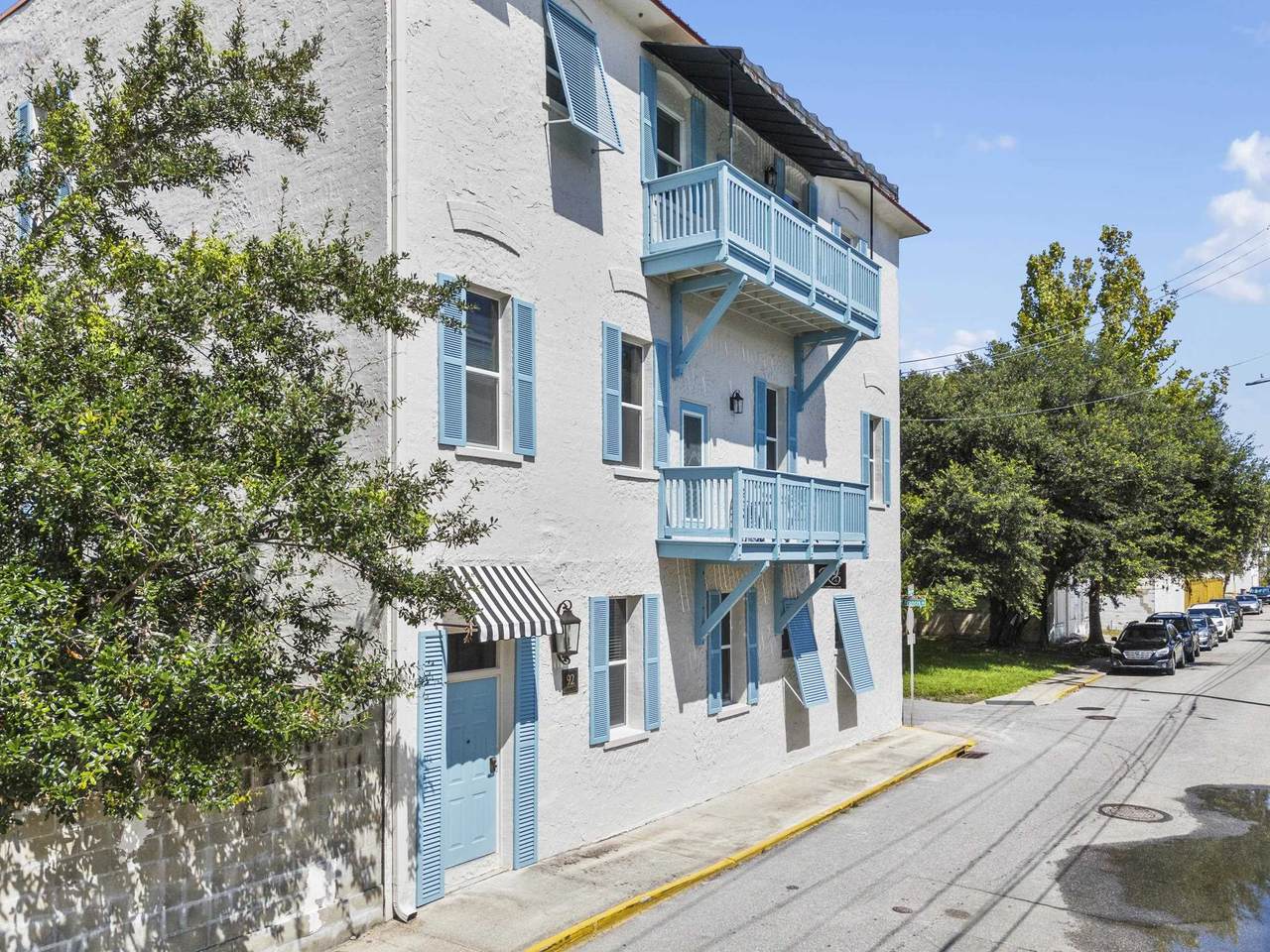 92 Washington St - Photo 1