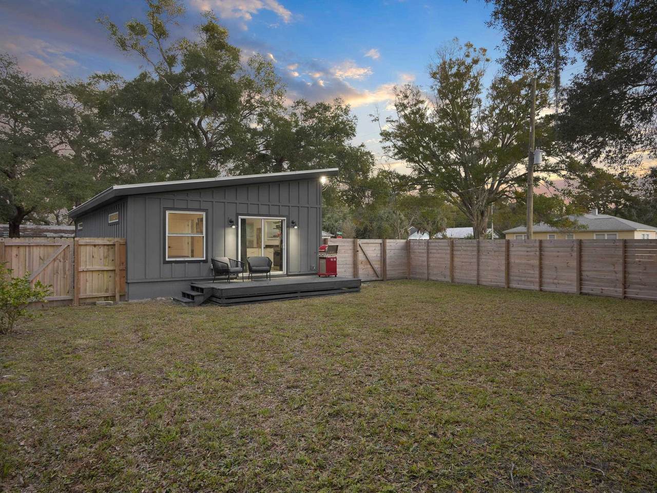 50 Florida Ave - Photo 1