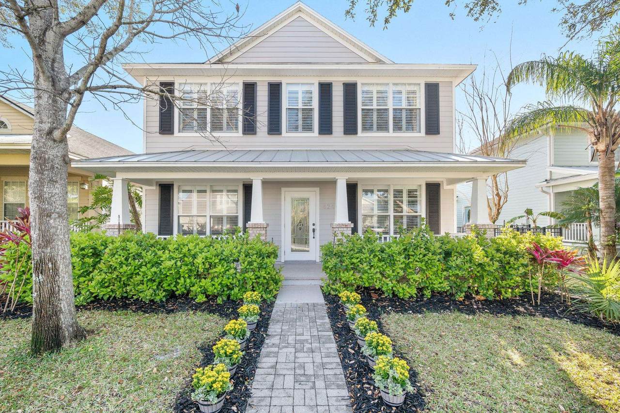 424 High Tide Dr - Photo 1